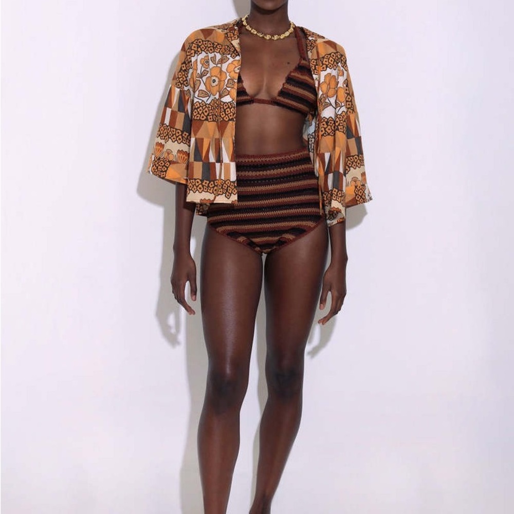 Carolina K Kimono Top- Rombus Flowers Brown Print Pattern